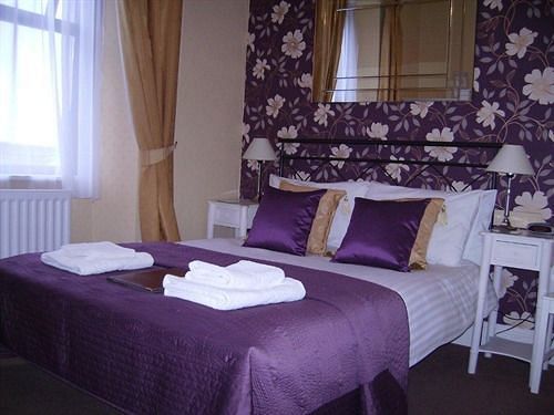 Langdon Villa Guest House Tenby Exterior photo